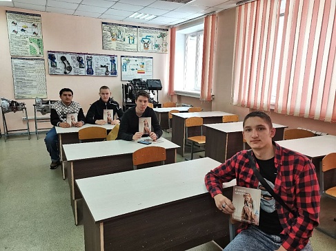 Новосибирский филиал «СОГАЗ-Мед» подвел итоги работы со студентами, новости, пресс-релизы, статьи, «СОГАЗ-Мед», омс